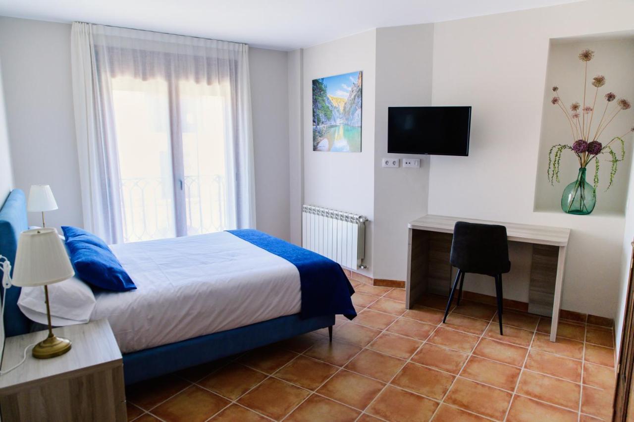 Ca L'Apotecari Apartment Каласейте Екстериор снимка